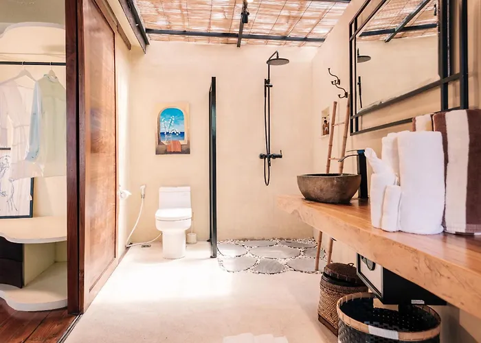 ヴィラ Joglo Adore, 3-br Villa, Private Pool チャングー