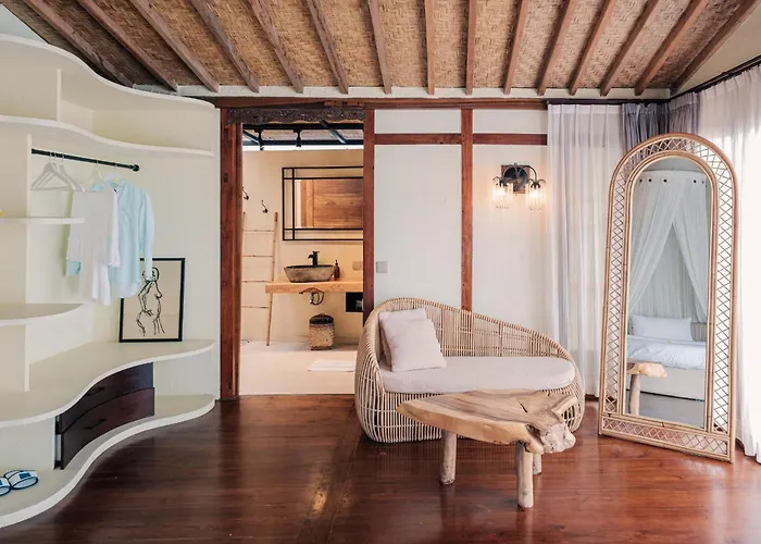 Joglo Adore, 3-br Villa, Private Pool *
