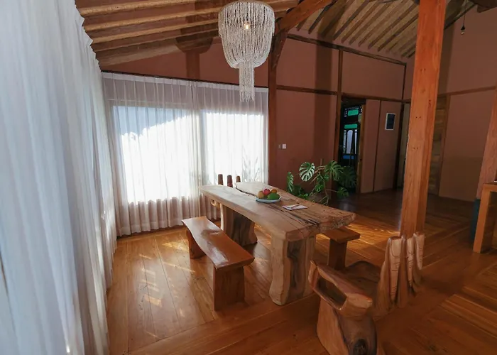 Joglo Adore, 3-br Villa, Private Pool Villa