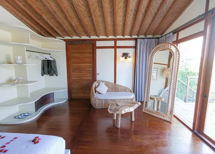 Joglo Adore, 3-br Villa, Private Pool Villa Canggu