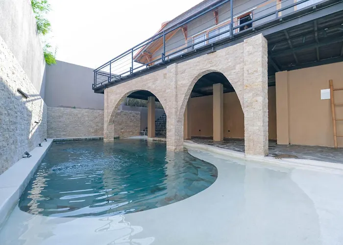 Joglo Adore, 3-br Villa, Private Pool * Canggu