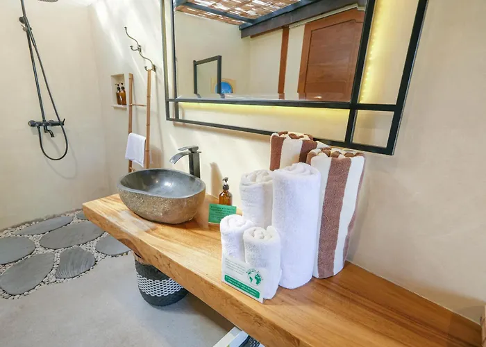 Joglo Adore, 3-br Villa, Private Pool Villa