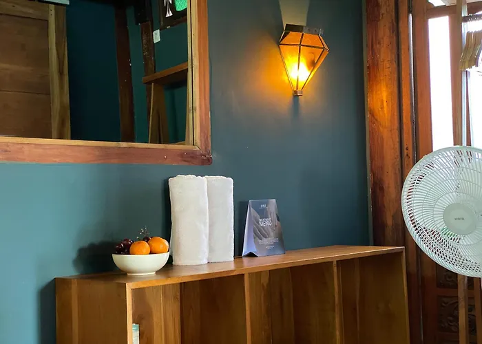Joglo Adore, 3-br Villa, Private Pool ヴィラ *